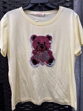 Yellow Short-Sleeve Tee with Sequin Bear Applique